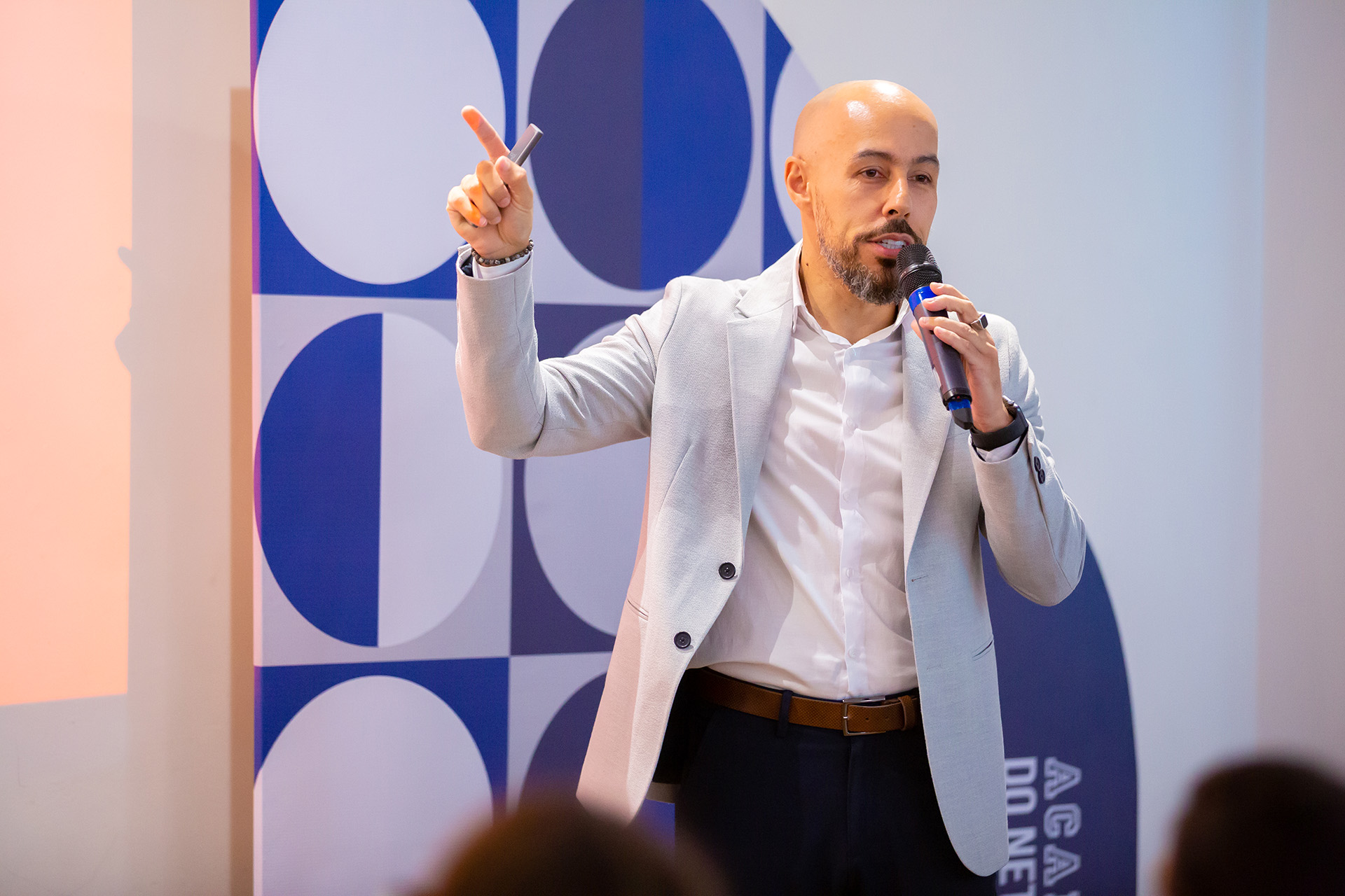 Como se Comunicar para Obter o Ativo Mais Valioso do Mundo